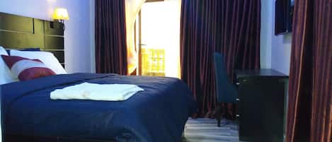 Royal Suite | In-room safe, free WiFi