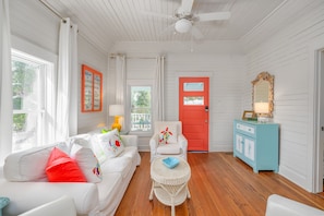 Smart TV - Colorful Tybee Cottage | Saltwater Pool & Steps to  Beach | by Tybee Cottages (Tybee Island)