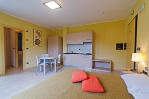 In-room safe, cots/infant beds, free WiFi, bed sheets