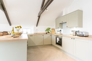 Standard Apartment, 2 Bedrooms (Garden) | Private kitchen | Fridge, microwave, electric kettle, cookware/dishes/utensils