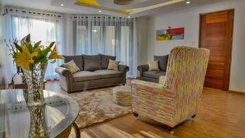 12 bedrooms, iron/ironing board, free WiFi, bed sheets