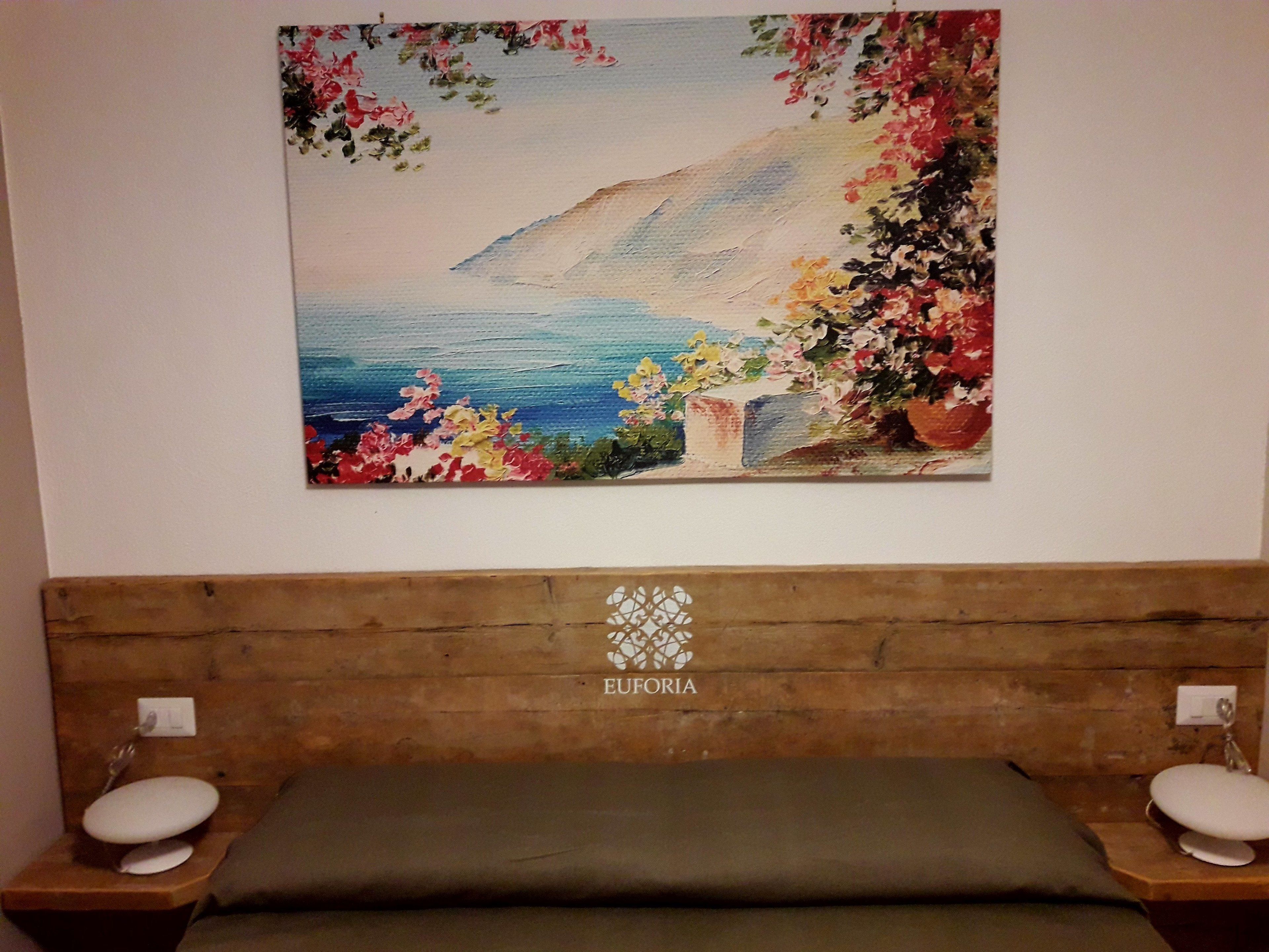 Foto - Euforia Napoli - Tre Sedi - Three Locations