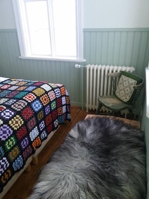 Quarto casal standard, banheiro compartilhado (4) | Wi-Fi de cortesia, roupa de cama