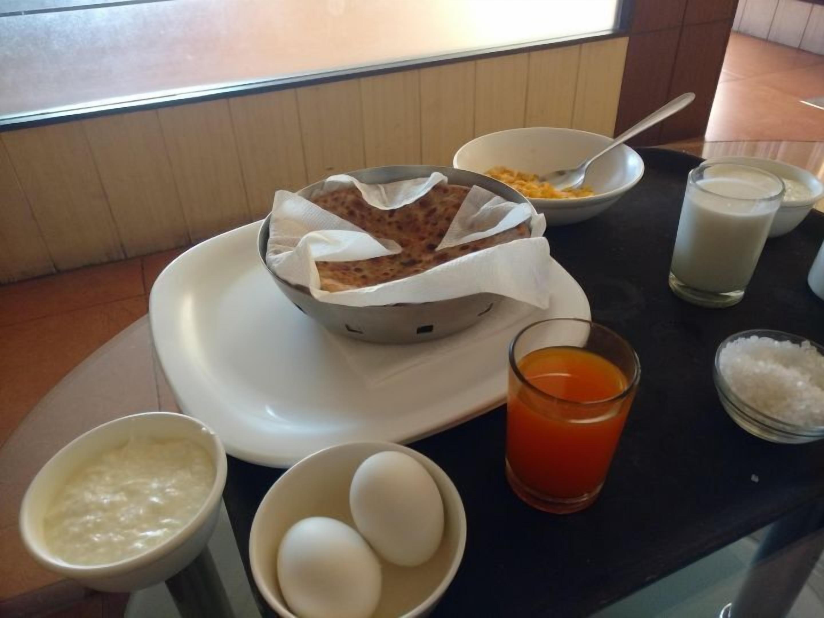 daily full breakfast (inr 200 per person)
