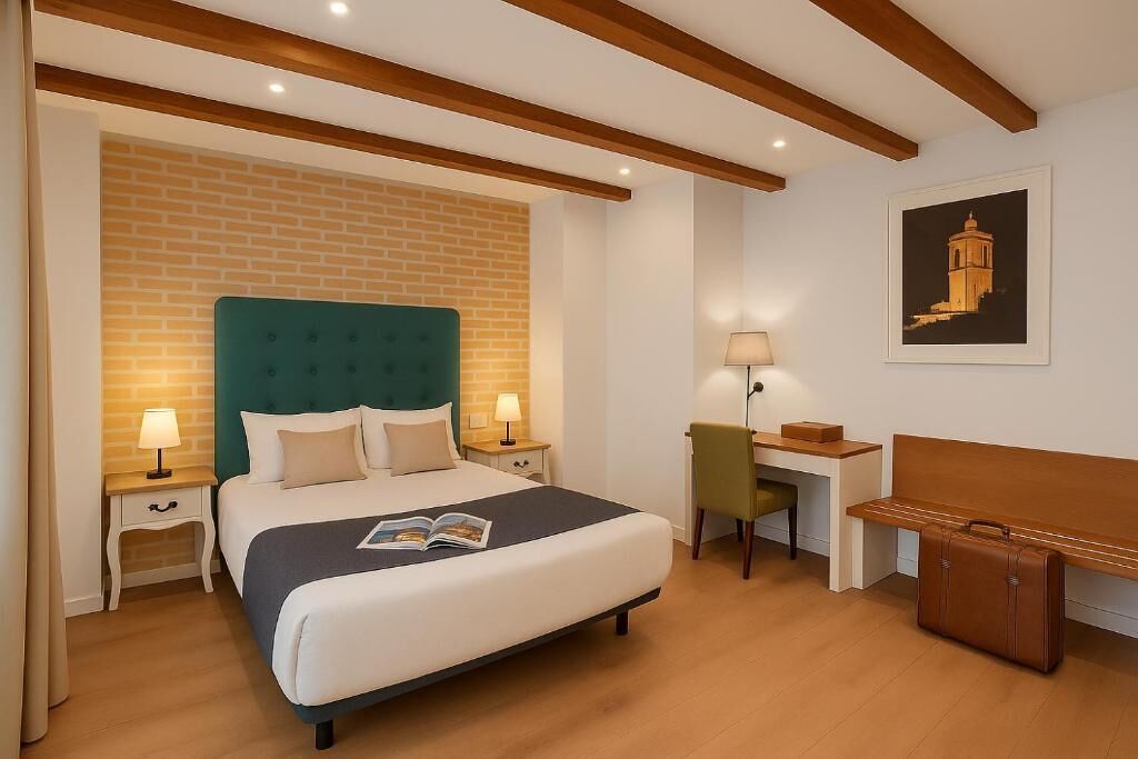 Apartament, vistes a la ciutat | 1 dormitori, caixa forta a l'habitació i cortines opaques 