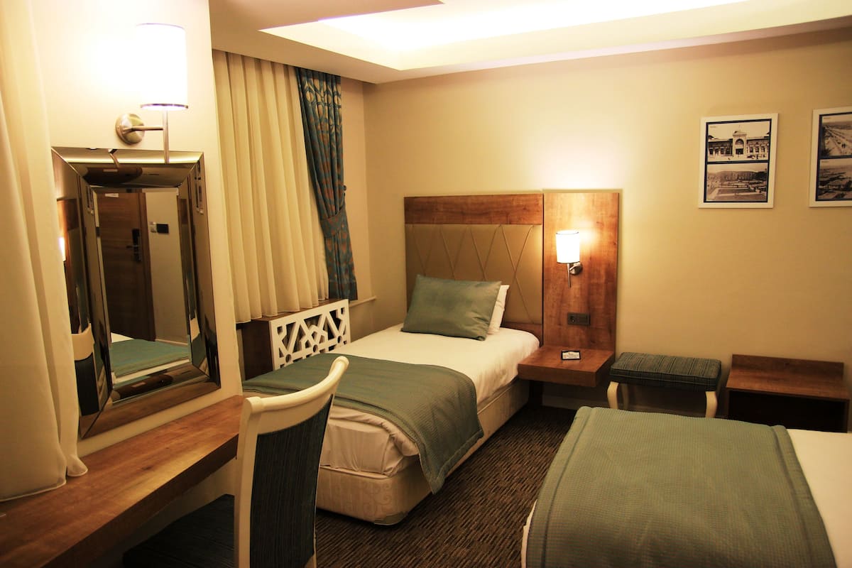In-room safe, blackout curtains, free WiFi