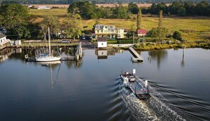 ด้านหน้าที่พัก