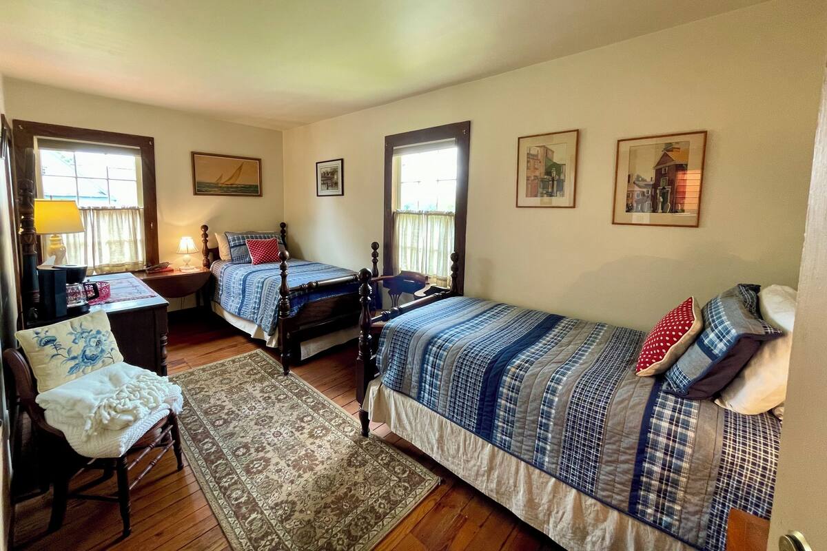 West Wing 1 | Blackout drapes, iron/ironing board (on request), individually decorated