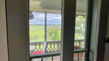 The Garden Room | Water view