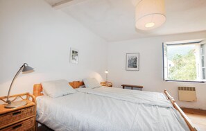 2 bedrooms, free WiFi