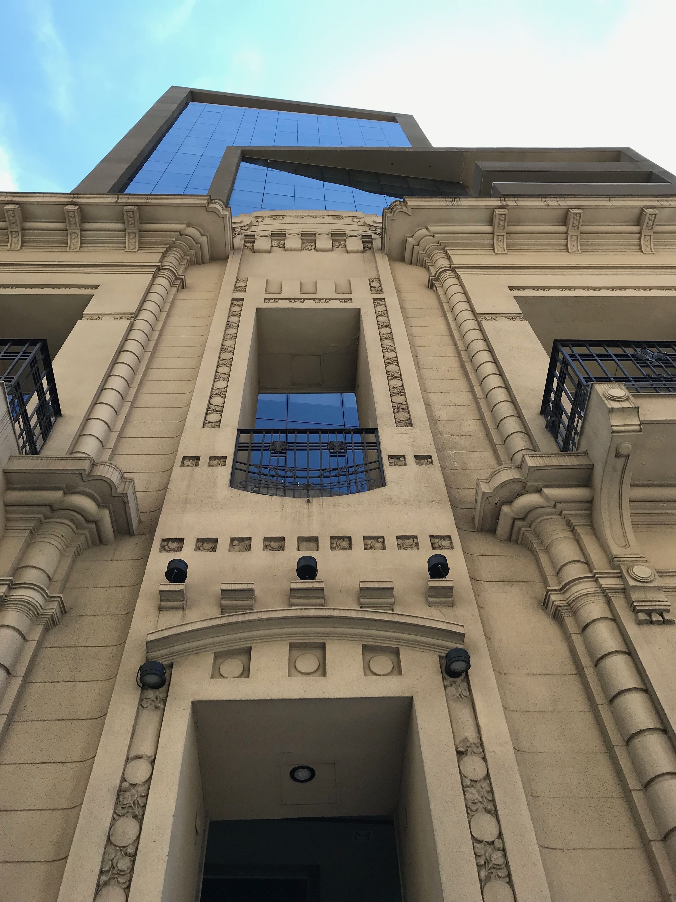 واجهة المنشأة