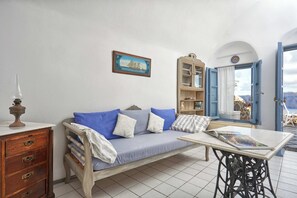 Honeymoon-Studio | Schreibtisch, Verdunkelungsvorhänge, Bügeleisen/Bügelbrett