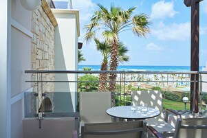 Family Suite Sea View | Terrace/patio