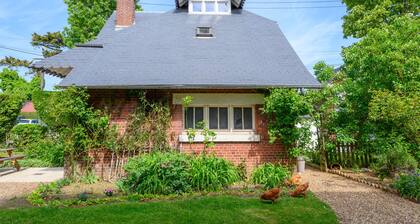 Vacation home in a quiet, green setting