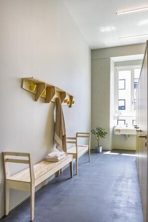 Interior - Casa Base - Hostel (Nerviano)