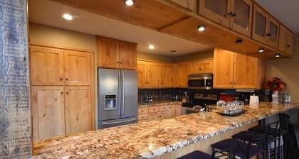 Whitefish Mountain 7 Bedroom Townhouse