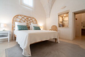 ジュニア スイート | ミニバー、客室ごとに異なる装飾、客室ごとに異なるインテリア、遮光カーテン