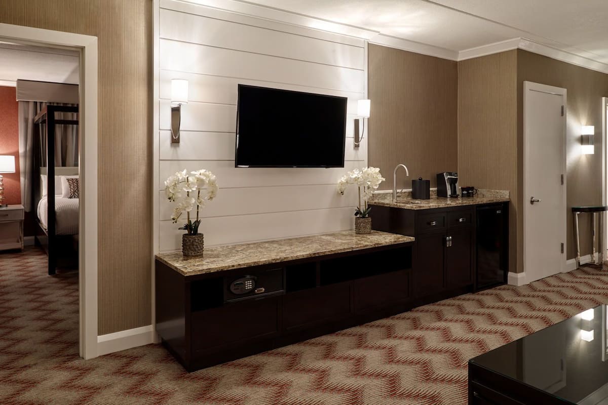 50-inch lcd tv with cable channels, tv