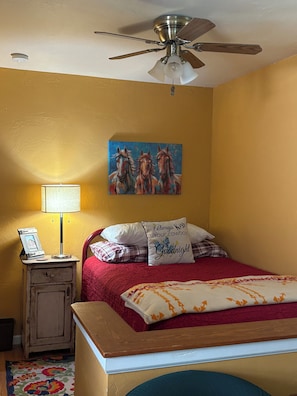 1 bedroom, iron/ironing board, WiFi, bed sheets