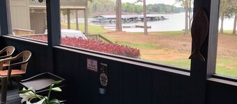 Une villa parfaite Waterfront sur le lac Hartwell. Venez vous détendre, amusez-vous, évadez-vous!