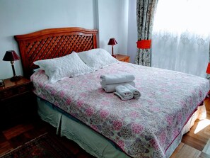 Classic Apartment, 2 Bedrooms, Non Smoking (2 Queen Beds)