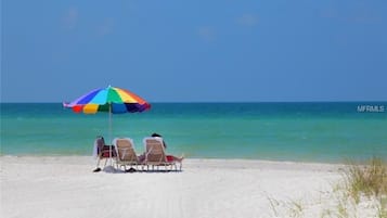 Sun-loungers, beach towels