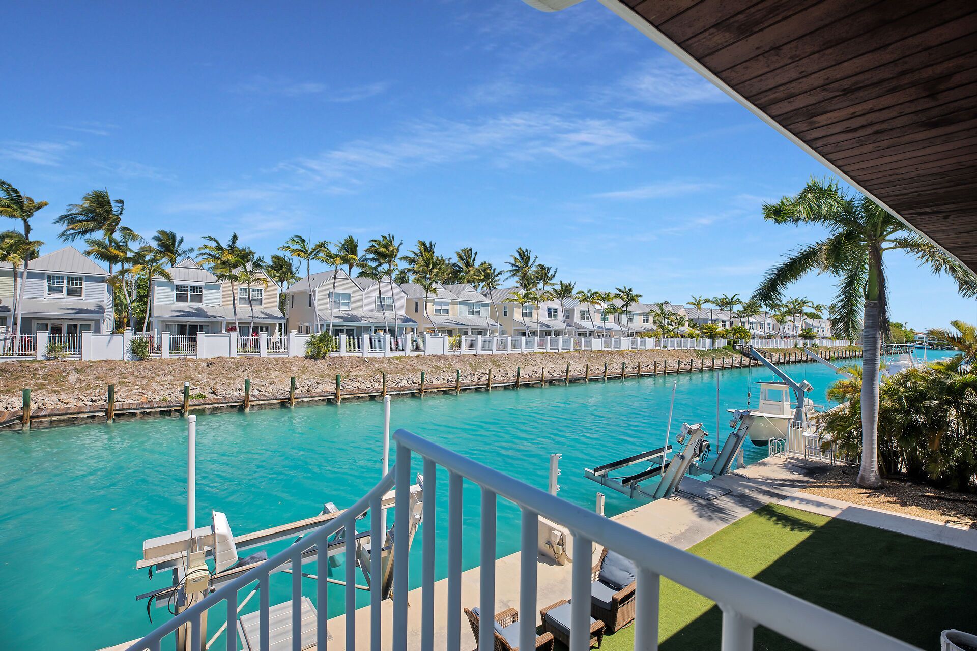 Relax outdoors with canal breezes and peaceful surroundings