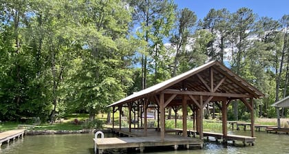 Waterfront Cabin! Preis zu vermieten! Viele Bewertungen! Fischerparadies!