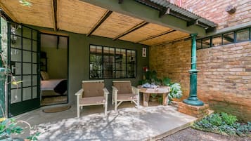 Chambre Double Classique | Terrasse/Patio