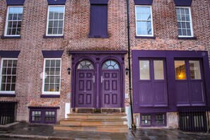 Front of property - Ropewalks Retreat (Liverpool)