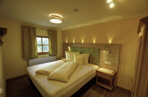 Premium Condo (Lavendel) | 2 bedrooms, in-room safe, blackout drapes, soundproofing - Dienbergerhof (Untergriesbach)