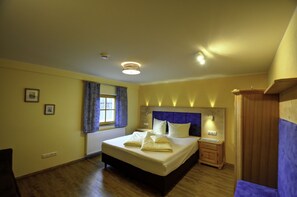 Premium Condo (Lavendel) | 2 bedrooms, in-room safe, blackout drapes, soundproofing - Dienbergerhof (Untergriesbach)