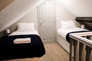 Desk, bed sheets
