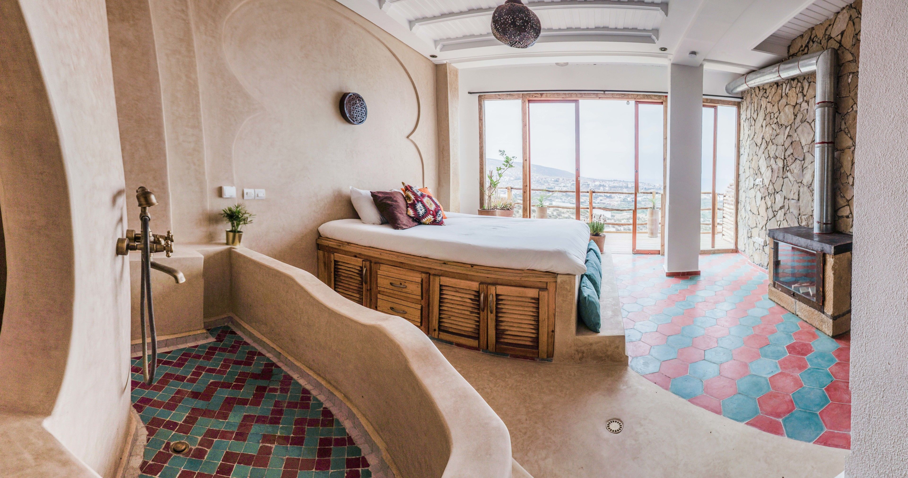 Rideaux occultants, Wi-Fi gratuit, draps fournis