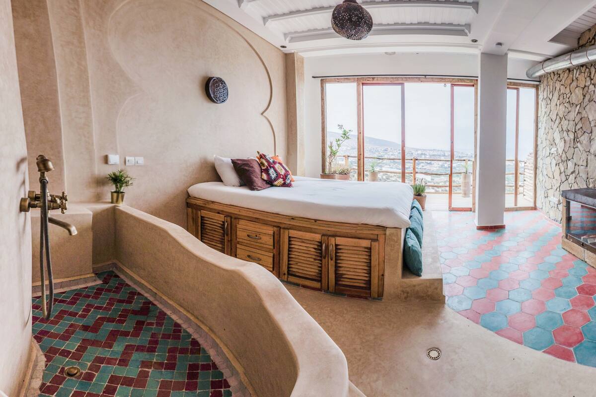 Rideaux occultants, Wi-Fi gratuit, draps fournis