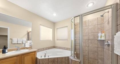 Exceptional 4 Bedroom Vacation Home near Palmer Golf Course