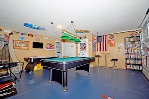 House, 4 Bedrooms | Game room