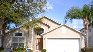 House, 4 Bedrooms | Front of property - Southern Dunes Golf & Country Club 215933 (Haines City)