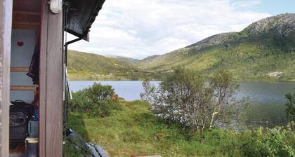 Gorgeous home in Hol i Tjeldsund