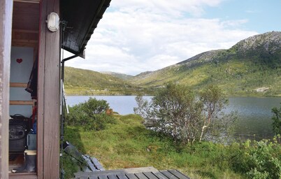 Gorgeous home in Hol i Tjeldsund