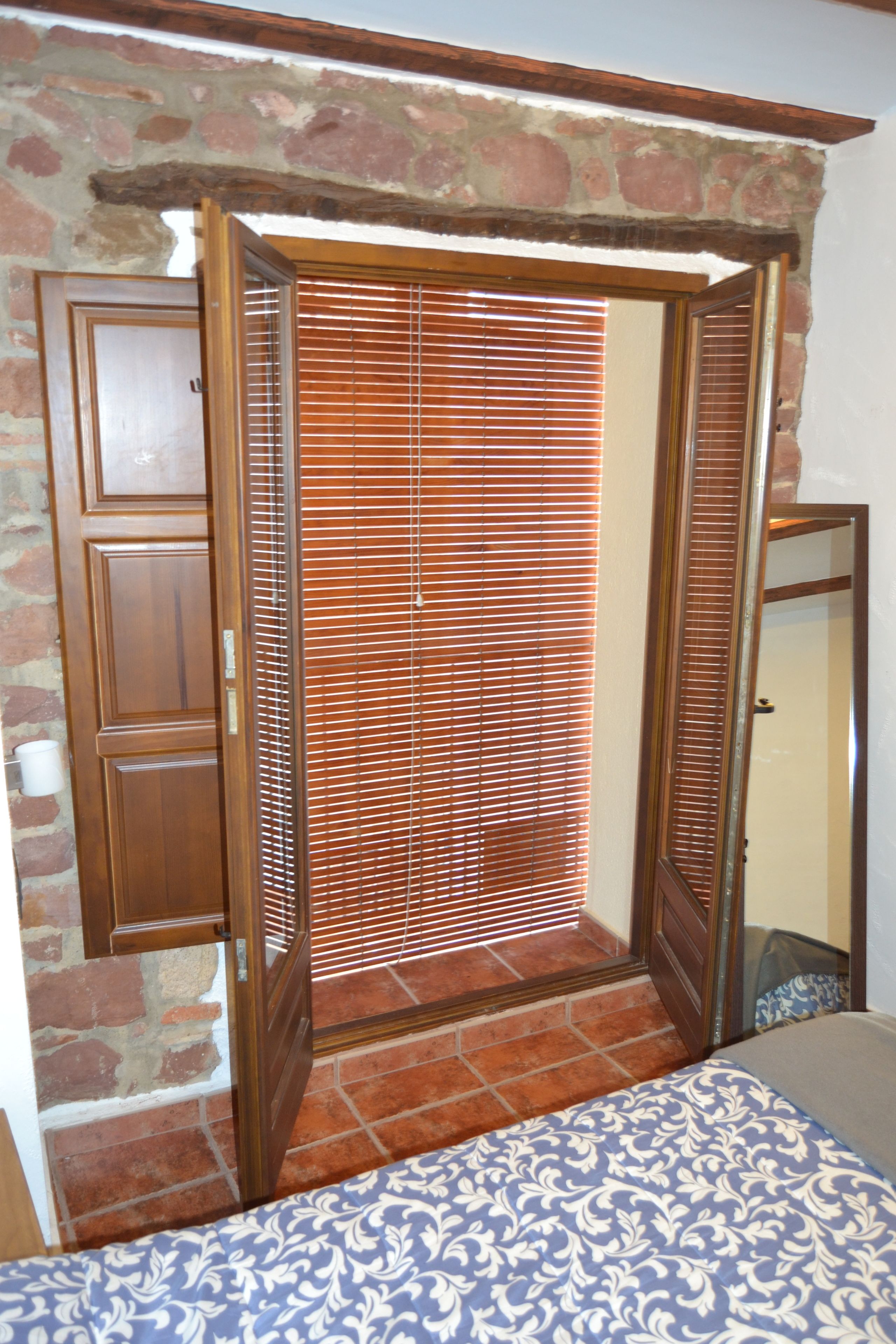 獨特裝潢、布置獨特、書桌、隔音