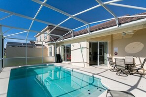 Outdoor pool - 3BR Pool Home in Tuscan Hills by SHV-353 (Davenport)