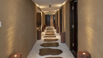 Couples treatment room(s), Turkish bath/hammam, body treatments