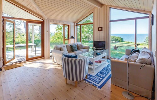 Lovely home in Nykøbing Sj with house sea view