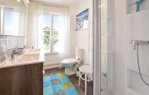 Shower - Pet friendly home in Aurseulles (Aurseulles)