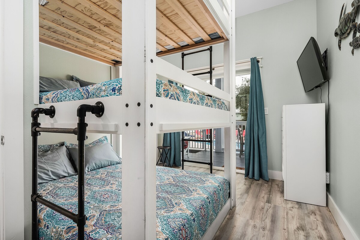 Photo 22 of GOLF CART, PRIVATE POOL, PET FRIENDLY, VERY CLEAN, CLOSE TO BEACH