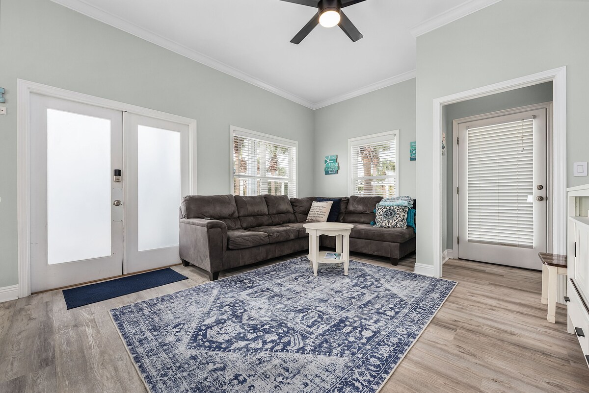 Photo 9 of GOLF CART, PRIVATE POOL, PET FRIENDLY, VERY CLEAN, CLOSE TO BEACH