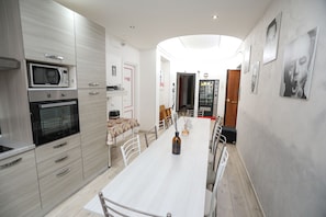 Executive Double Room, 1 Bedroom, City View | Front of property - Cineroma Guesthouse (Rome)