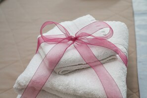 أغطية فراش متميزة وطراز فريد لكل وحدة ومكتب ومساحة عمل للكمبيوتر المحمول