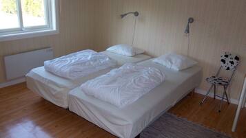 2 chambres, bureau, lit parapluie, Wi-Fi gratuit
